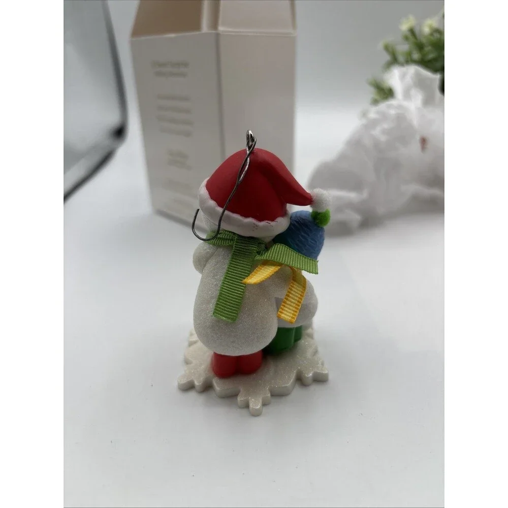 Hallmark Christmas Ornament 2012 A SWEET SURPRISE Making Memories Series #5 Used